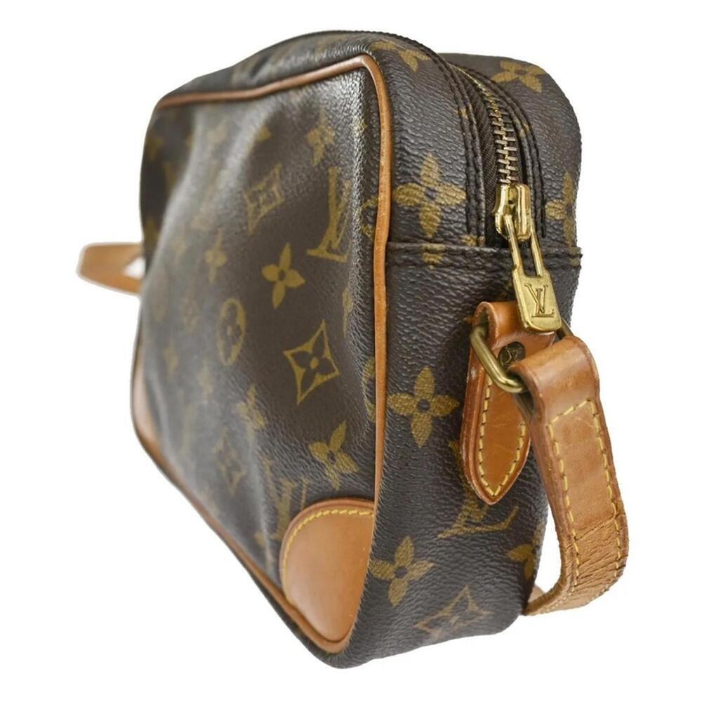 LOUIS VUITTON Monogram Trocadero 24
Crossbody Bag - Picture 6 of 10